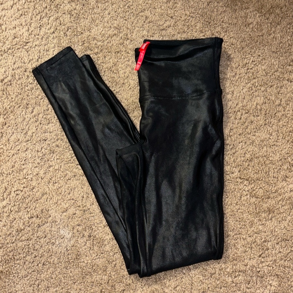 Spanx Faux Leather Leggings - Picture 4 of 4